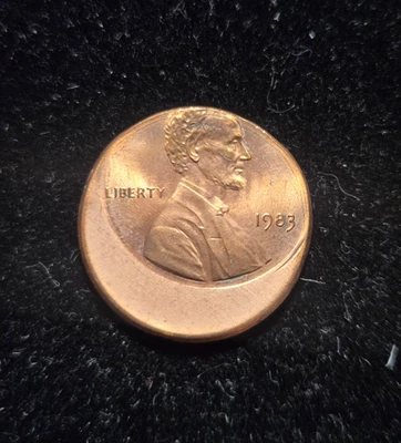 1983 Lincoln Cent Error Off-Center (Z-1029) - Image 1 of 2