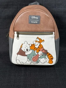 Mini Mochila Loungefly Disney Winnie The Pooh Eeyore Tigger Group Abrazo Usada en Excelente Condición - Imagen 1 de 10
