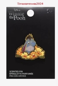 Spilla smaltata profumata floreale LOUNGEFLY Disney Winnie The Pooh Eeyore NUOVA! Pranzo al sacco - Foto 1 di 2