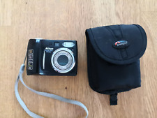 Cámara digital compacta con zoom óptico Nikon Coolpix 7600 7,1 MP 3x (negra) y estuche