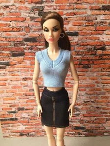 Bouutique Sleek V-Neck Crop T-shirt for Poppy Doll 12 Inch, many colors - Picture 1 of 42