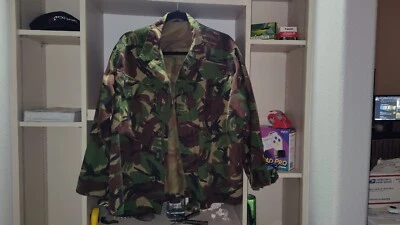 BRITISH ARMY FIELD JACKET DPM CAMO WOODLAND UK NATO 160/104 - Image 1 of 4