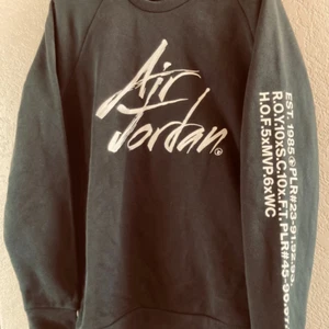 Jordan Sweatshirt Men's Black Air Jumpman Sweater Crew Neck Pullover Size XL L - Picture 1 of 3