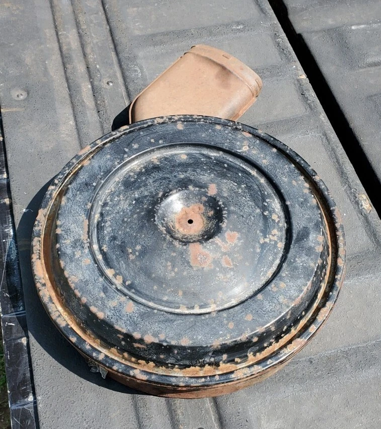 1988 Chevrolet Blazer Air Cleaner Housing Untested - Image 1 of 4