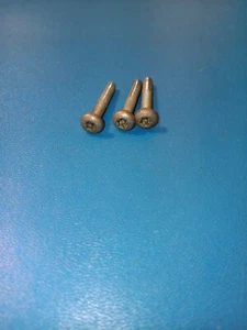 Ignition Switch with Key, 1994-2001 Ram 1500 2500 3500 Bolts - Picture 1 of 8