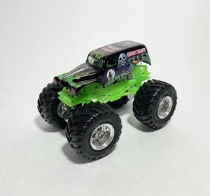 Hot Wheels Monster Jam Grave Digger Bad to the Bone Black & Green  1:64 - Picture 1 of 10
