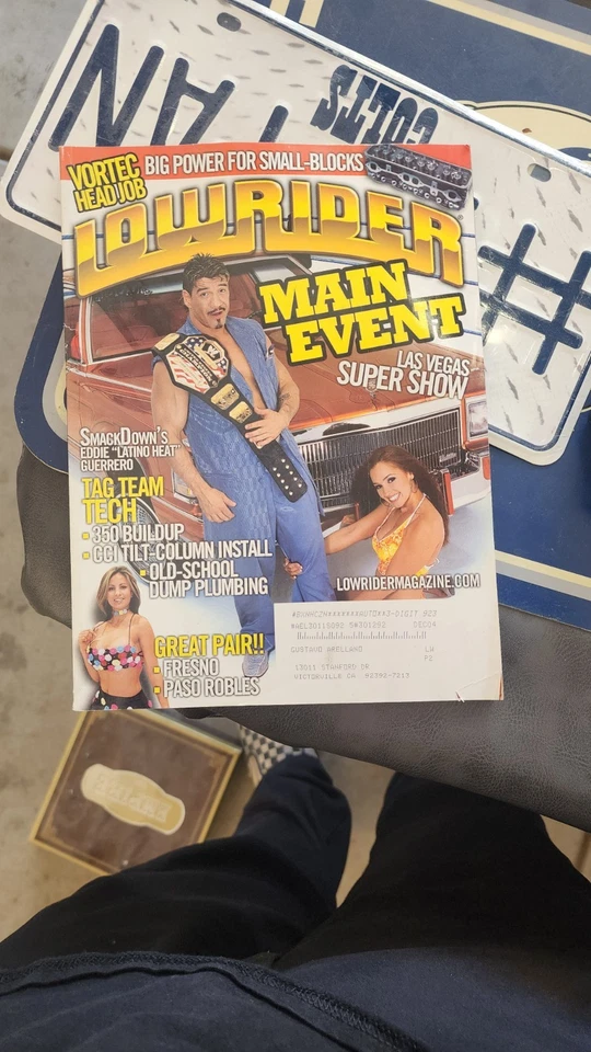 Lowrider Magazine - February 2004 - Eddie Guerrero - Las Vegas Supershow Foto 1 de 1