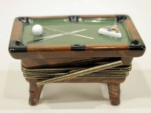 French Limoges " Pool Table with Cue" Trinket Box. Peint Main, JJ sig, NEW - Picture 1 of 7