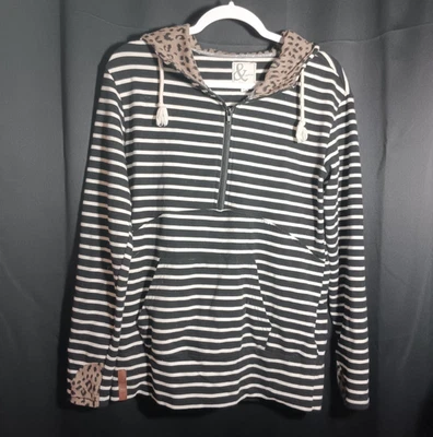 Moletom com capuz feminino Ampersand Avenue listra preta grande estampa de chita quarto de zíper - Imagem 1 de 4