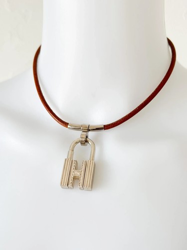 Collana Lucchetto Hermès Touareg Argento Sterling Cadena su Cordoncino Pelle Vintage