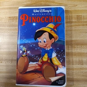 Walt Disney's Pinocchio 1940 VHS Masterpiece Collection Clamshell VTG Classic - Picture 1 of 7