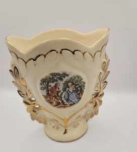 Vintage Vase w/Gold Gilt Trim & Handles Fluted Fan 6'' Tall - Picture 1 of 12