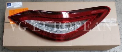 Mercedes-Benz CLS-Class Genuine TailLight Rear Lamp CLS63 AMG CLS550 2015-18 NEW - Image 1 of 3
