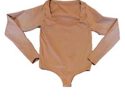 Body SKIMS Essential Manga Larga Cuello Redondo Talla L/XL **VER NOTA** BEIGE Foto 1 de 4