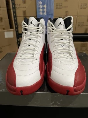 Talla 9 - Nike Air Jordan 12 Retro Cereza 130690-110 Nuevas con Defectos Foto 1 de 4
