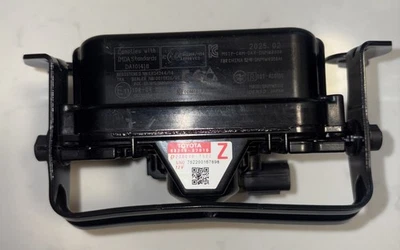2016 2017 2018 2019 TOYOTA/LEXUS DISTANCE CRUISE CONTRL RADAR SENSOR 88210-07010 - Image 1 of 4