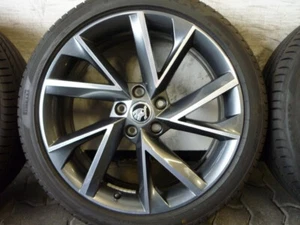 ALUFELGEN ORIGINAL SKODA SUPERB III 3V 3V0601025AP VEGA 235/40 R19 NEU - Bild 1 von 10