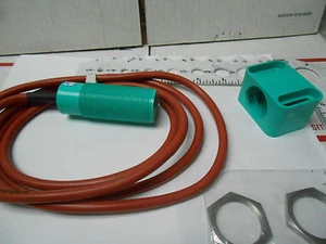 NJ10-30GK-E3-Y10-560 Pepperl Fuchs Proximity SWITCH / 2CC472 /6' CABLE NOS - Picture 1 of 2