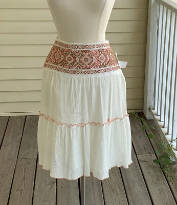 NUEVO CON ETIQUETAS Falda Campaigne Algodón Niveles Azteca Bordada 8 Cottagecore Gauzy Fairy Foto 1 de 4