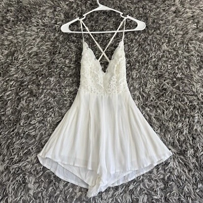 Mameluco de encaje sin espalda blanco marfil con lentejuelas Lulus Star talla XS Foto 1 de 4