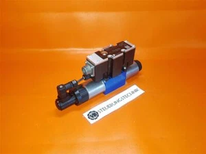 Rexroth 4WREE6W32-24/G24K31/A1V Proportional Directional Valve - Picture 1 of 4