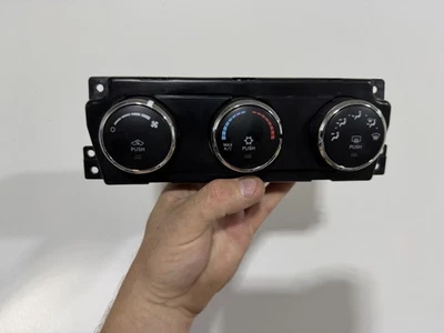 Dodge RAM 1500 2011-2012 control de temperatura clima aire acondicionado calefacción 55111290AD fabricante original Foto 1 de 4