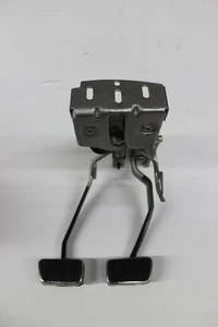 REBUILT 1969 FORD TORINO FAIRLANE MERCURY CYCLONE CLUTCH AND BRAKE PEDAL HANGAR - Picture 1 of 6