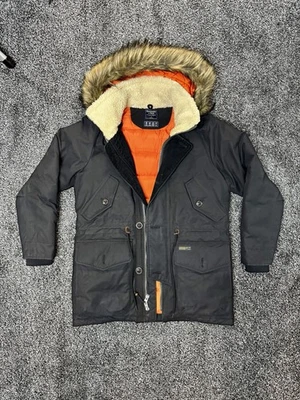 Parka de plumón para hombre Abercrombie & Fitch Ultra talla pequeña abrigo negro capucha de piel Foto 1 de 4