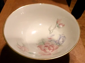 LENOX PORCELAIN FINE CHINA "CHATSWORTH" 8.5” BOWL MADE IN USA - Picture 1 of 4