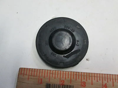 PORSCHE 924 924S 944 TRANSMISIÓN TRASERO PLÁSTICO GOMA TAPÓN NUEVO GENUINO PORSCHE Foto 1 de 4