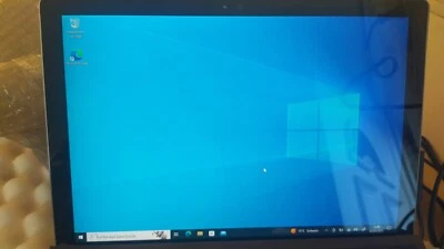 Microsoft Surface Pro 5 12,3" (Intel Core i5-7300U, 2,60GHz, 256Go SSD, 8Go RAM) - Photo 1/3