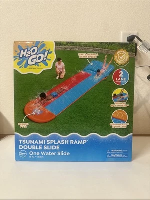 Tobogán acuático inflable H2OGO Tsunami Splash doble rampa 16 pies (BH11) Foto 1 de 3