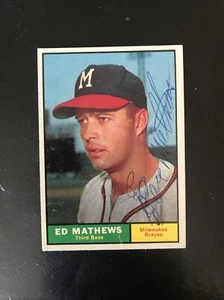 1961 TOPPS #120 ED MATHEWS HOF MILW BRAVES—AUTHENTIC AUTO💥*** (tgcs) - Picture 1 of 3