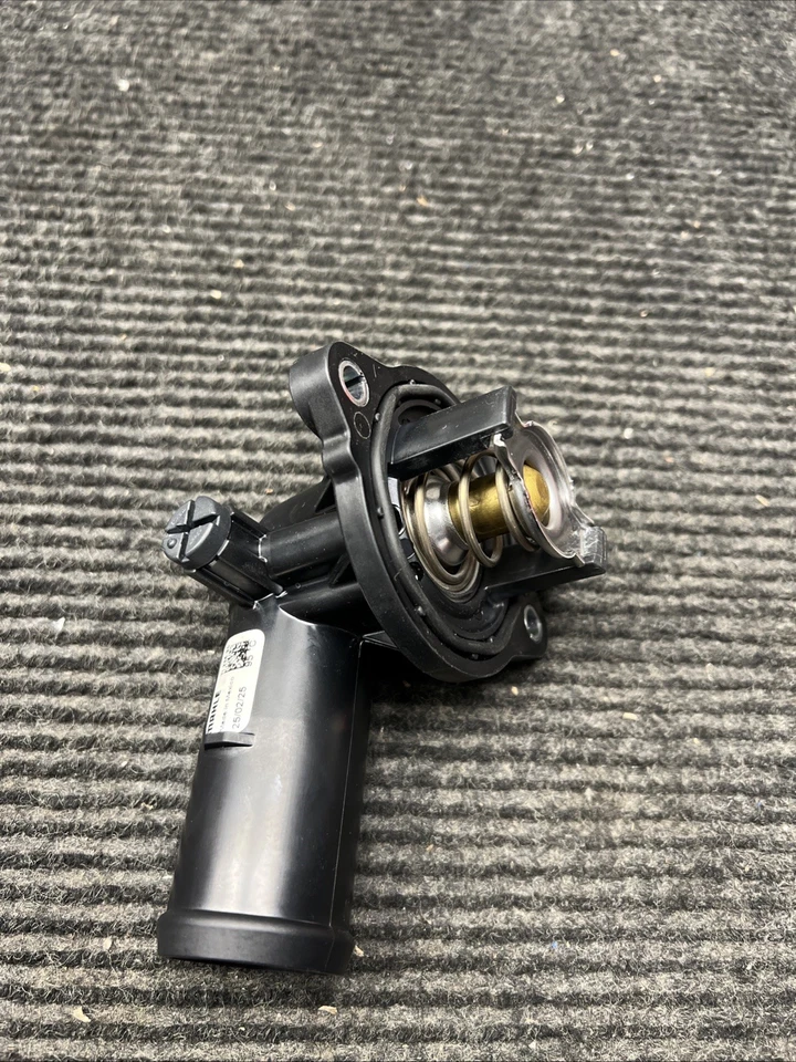 New No Box Engine Coolant Thermostat-OEM Mahle TI 236 95 - Image 1 of 4