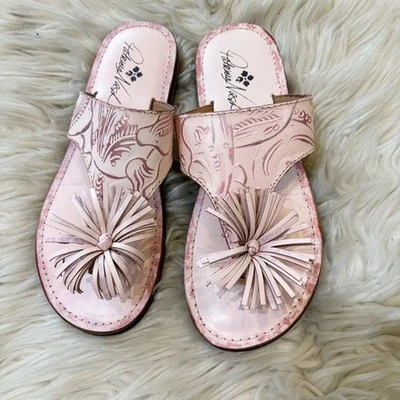Sandalias de Tanga Patricia Nash Rosa Cuero Repujado Franca Flecos Para Mujer Talla 6” Foto 1 de 4