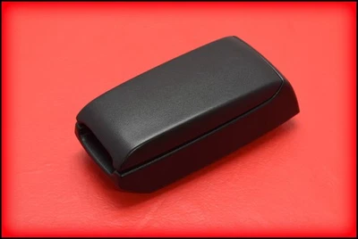 Chevy Colorado GMC Canyon 04–12 Console Armrest Lid OEM Black w/ Storage Bin - Image 1 of 4