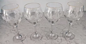 NEU 4 Kristall Weingläser/Kelche mit verschneiter Winterszene & Goldrand Weihnachten - Bild 1 von 3