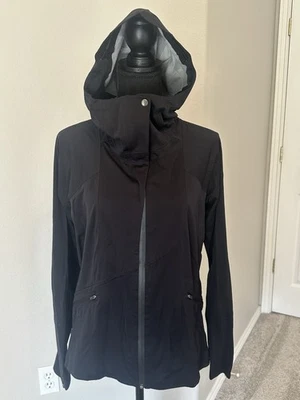 Chaqueta NAU Cranky para mujer negra impermeable  Foto 1 de 4