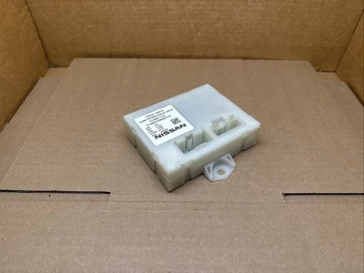 Módulo de control puerta levadiza puerta trasera Nissan Rogue 2014-2017 284G0 4BA1A Foto 1 de 4