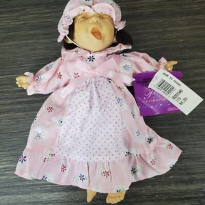 GI-GO Toys Palm Pal Bean Bag Doll 10" 1990s Girl Yawning Flower Gown Vtg W/Tags - Picture 1 of 7