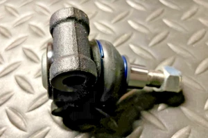 Flennor Front Upper Ball Joint - FL413-D / CAC009938 - Fits Jaguar XJ & Others - Picture 1 of 3