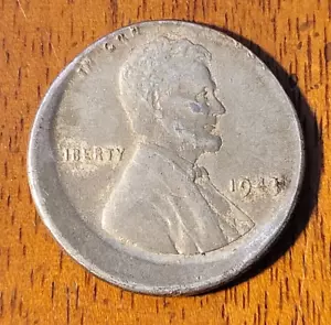 LQQK!-1943 P 1CENT LINCOLN WHEAT-ERROR-OFF CENTER-STEEL-VF CONDITION- RARE-LQQK! - Picture 1 of 3