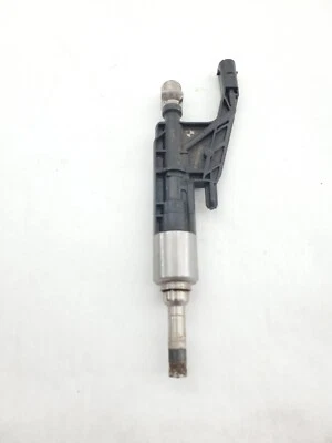 BMW 535I XDRIVE 2011-2013 3,0 L AWD motor gasolina inyector de combustible roto Foto 1 de 4