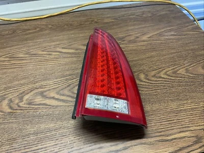 06 07 08 09 10 11 Conjunto de luz trasera derecha Cadillac DTS 15777302!!!!!!!!!! Foto 1 de 4