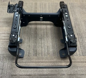 97-24 Chevy Express GMC Savana Van OEM LH Bucket Seat Base and Slide Tracks! - Bild 1 von 12