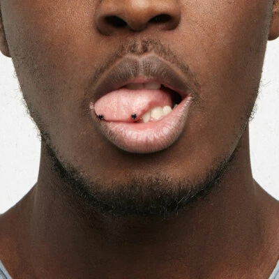 Piercing de lengua ojo de serpiente barra curva bola circonita cúbica redonda de 3 mm 16G 9/16" Foto 1 de 4