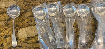 REED AND BARTON PLATA ESTERLINA PUNTA ANTIGUA 8 CUCHARAS SOPERAS BOULLION LAS 8 Foto 1 de 3