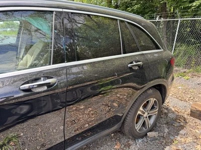 Mercedes Benz GLC300 Parte Salida - Puerta Trasera Izquierda Panel Completo Actuador Vidrio Foto 1 de 4