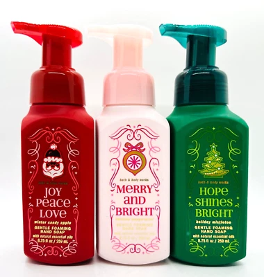 Jabón de manos espumoso suave trío tradiciones navideñas Bath & Body Works 3 Foto 1 de 4