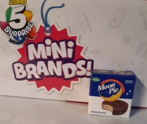 Zuru Collectible Mini Brands - Moon Pie Chocolate Mini Replica - Bild 1 von 2